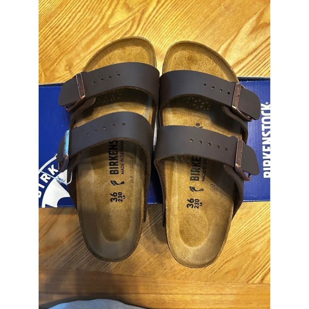 Birkenstock Arizona BS Narrow Fit Size 36 New with box US 5
